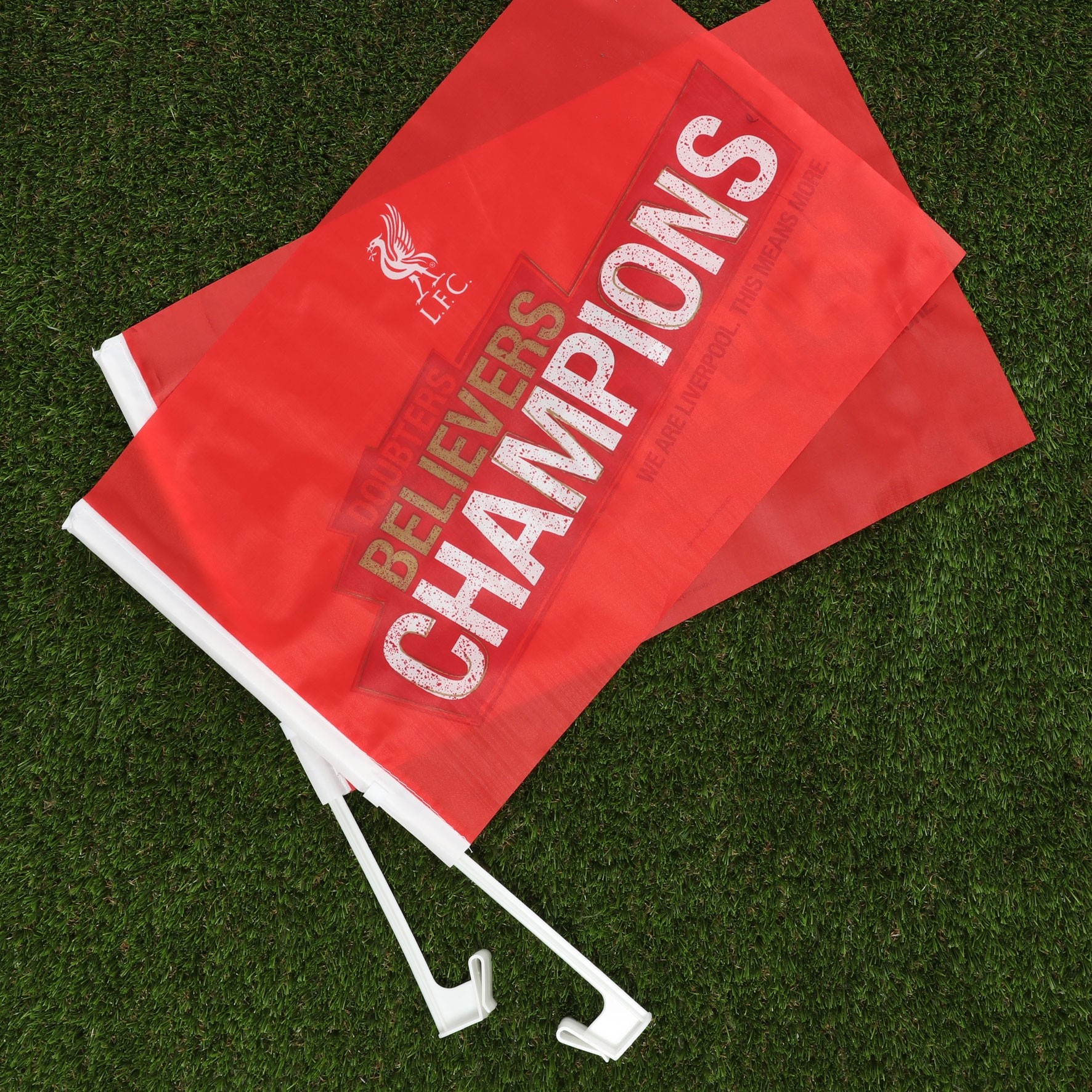 Official Liverpool FC Large Flag - 5ft X 3ft Football Club Mast Flag With Eyelets - LFC Gift
